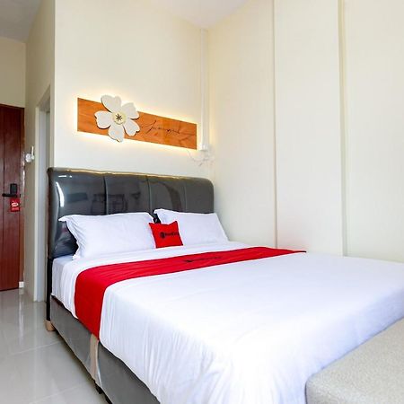 Reddoorz Plus At Komplek Abc Batu Aji Batam Kubuk Exterior foto