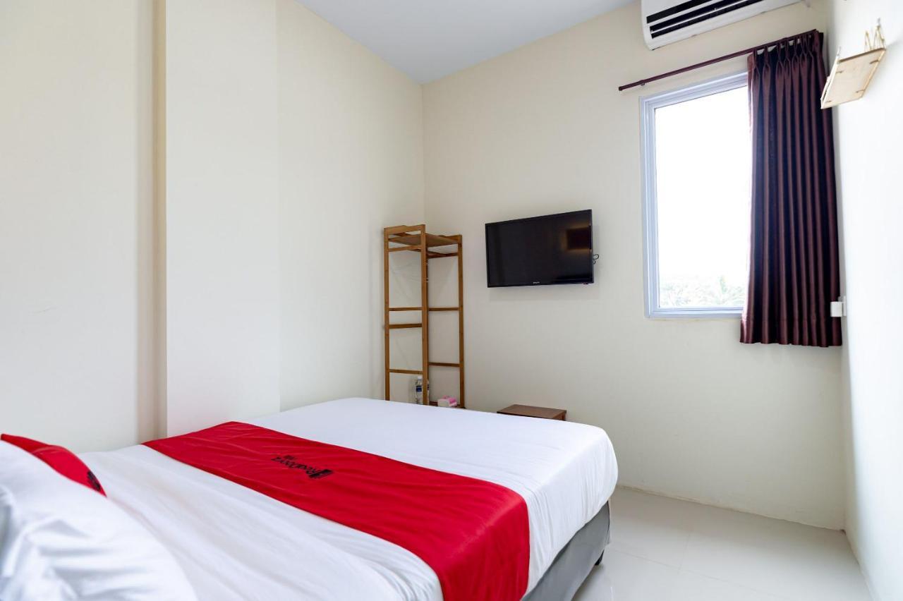 Reddoorz Plus At Komplek Abc Batu Aji Batam Kubuk Exterior foto