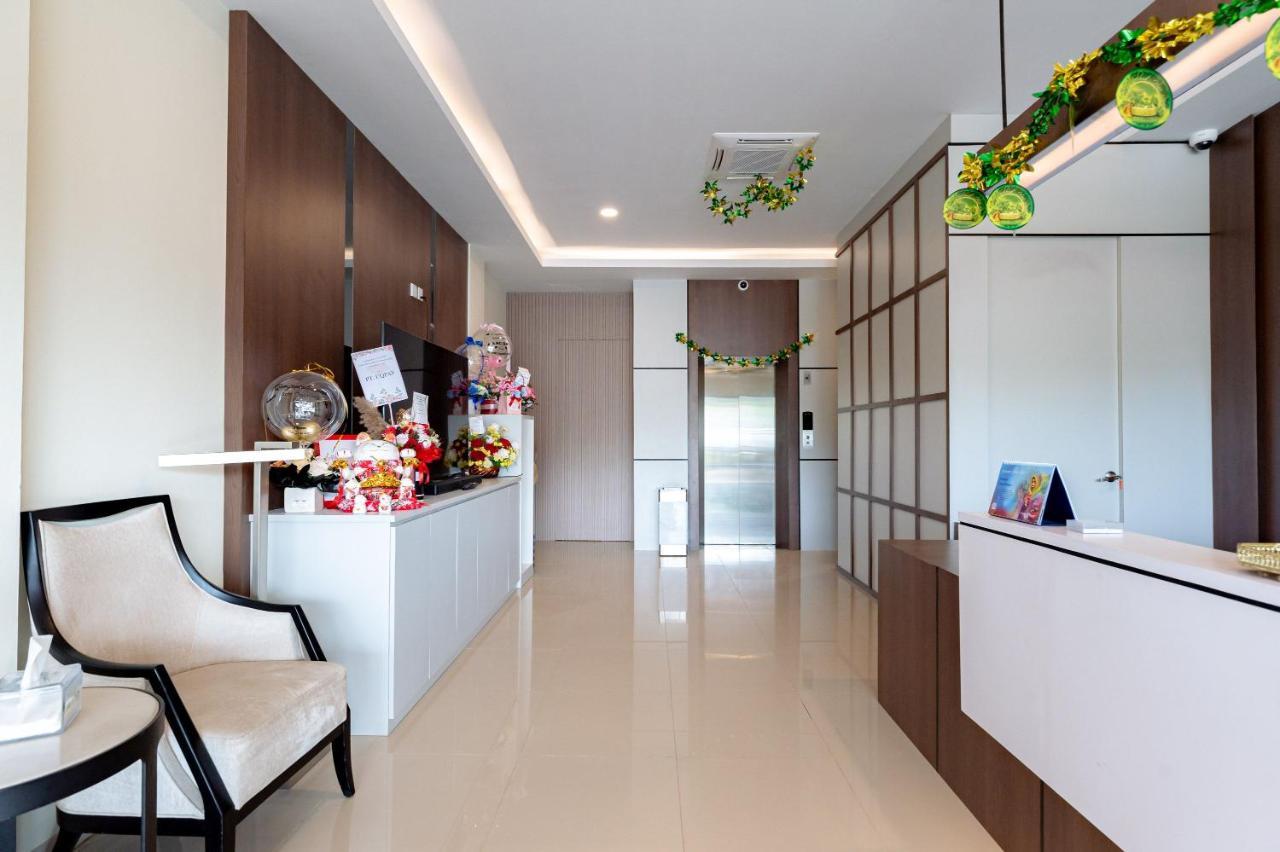Reddoorz Plus At Komplek Abc Batu Aji Batam Kubuk Exterior foto